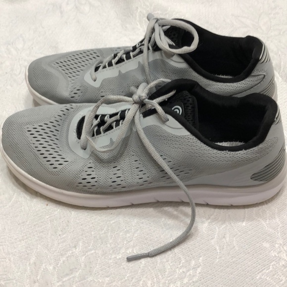 Champion men’s gray athletic shoes size 10 - Picture 4 of 6